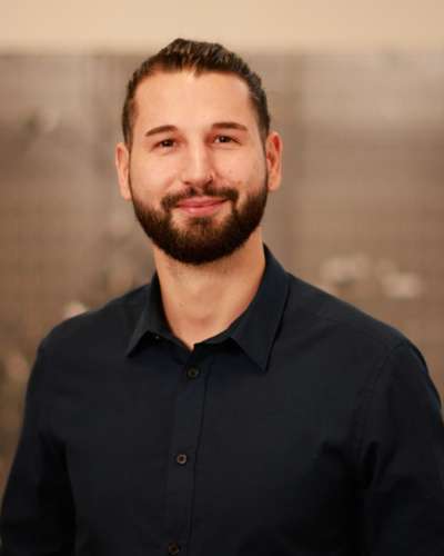 Portäit von Paul Filip Mönchengladbach Webdesign Seo